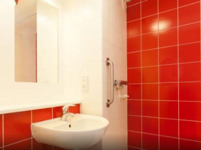Travelodge Sunbury M3 London Ngoại thất bức ảnh